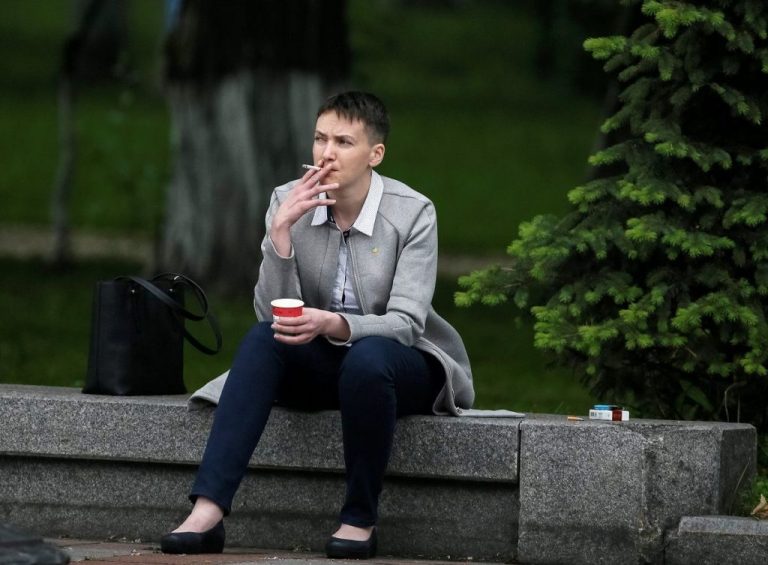 «Оце була б перша леді!»: Надія Савченко вразила українців гарячою фотосесією. «Богиня!»