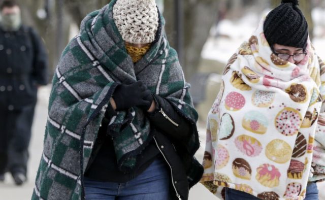 Хто там хотів снігу? Погода в Україні “покаже зуби”. Вдягайтесь тепліше!