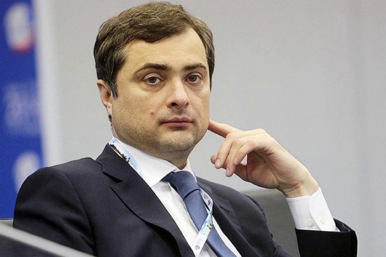 Сурков заявив, що України немає і назвав українців “хохлами”