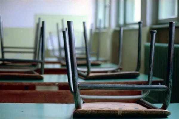 В Україні можуть закрити тисячі шкіл: профспілка б’є на сполох