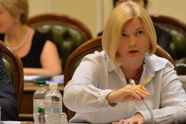 Геращенко розповіла, чому зміна уряду не покращить ситуацію в країні