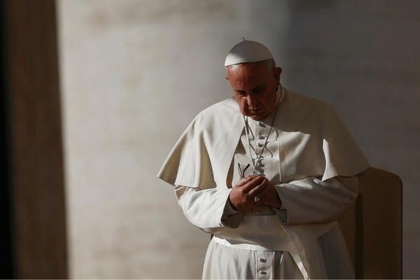 Папа Римський жорстко звернувся до людей через кризу в світі