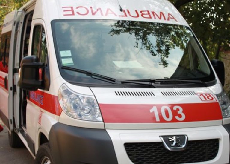 Страшні крики та плач: на Львівщині дитина підпалила себе під час гри, її рятують лікарі