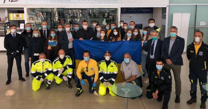 Українські лікарі, які боролися з коронавірусом в Італії, повертаються додому
