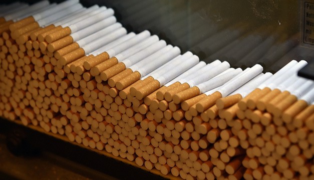 В Україні хочуть заборонити продаж тютюну молоді до 21 року