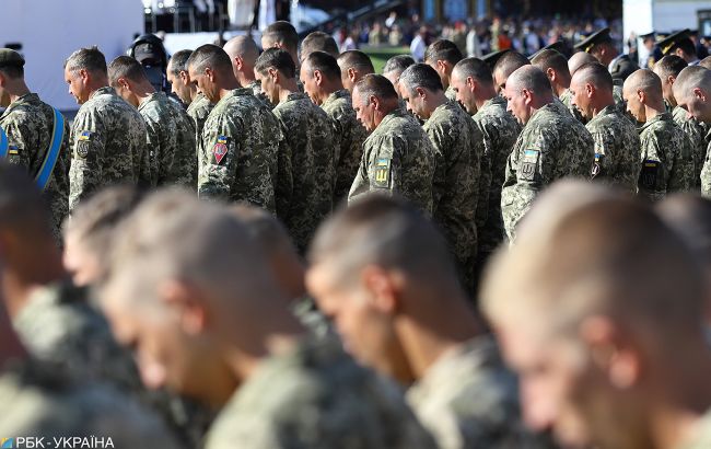 Величезні штрафи та неможливість працевлаштування: в Україні з’являться нові правила військової служби