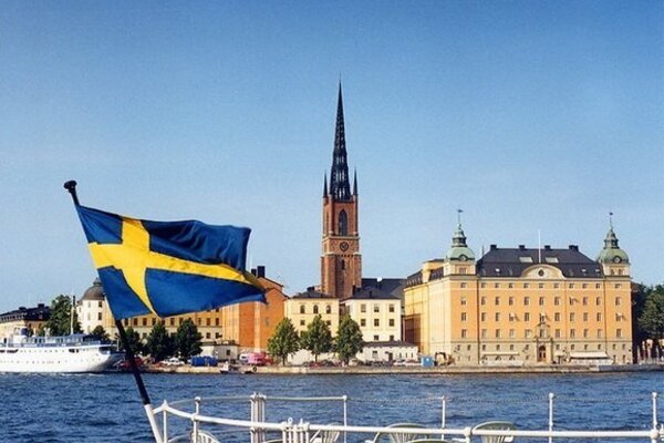 У Швеції, яка відмовилася від карантину, відзвітували про “жахливу” кількість жертв COVID-19