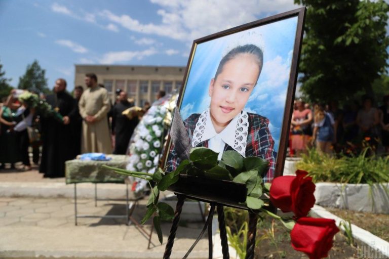 Як удар ножем: батьки закатованої 11-річної Дарини Лук’яненко до річниці вбивства дитини зробили важливу заяву (фото)