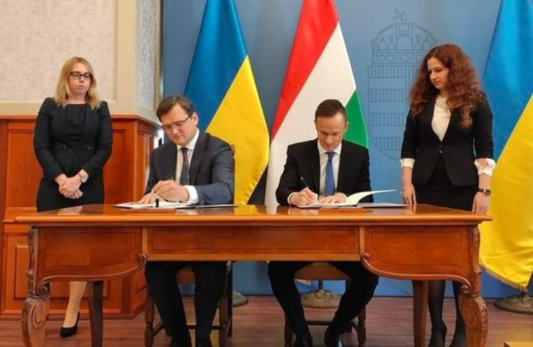 Українці шоковані: Міністр МЗС України дарує Угорщині цілий район на Закарпатті