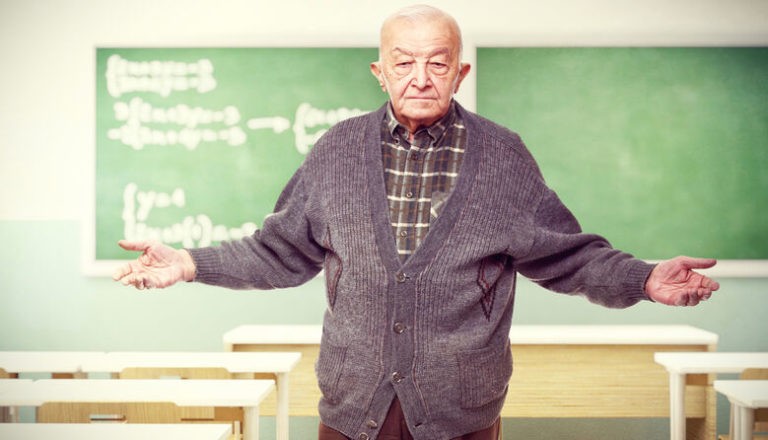 Чому контракти для вчителів-пенсіонерів не розв’яжуть кадрову проблему