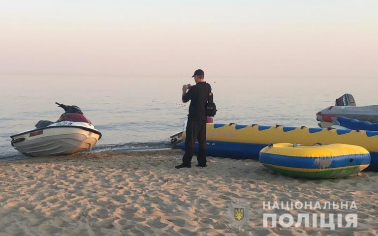 Смерть на воді: на популярному українському курорті від скутера трагічно загинув турист