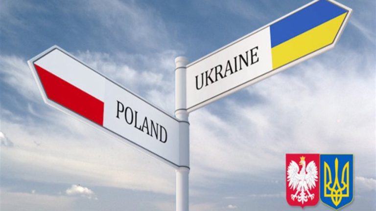 Польща оновила умови перебування українців в країні: що змінилося