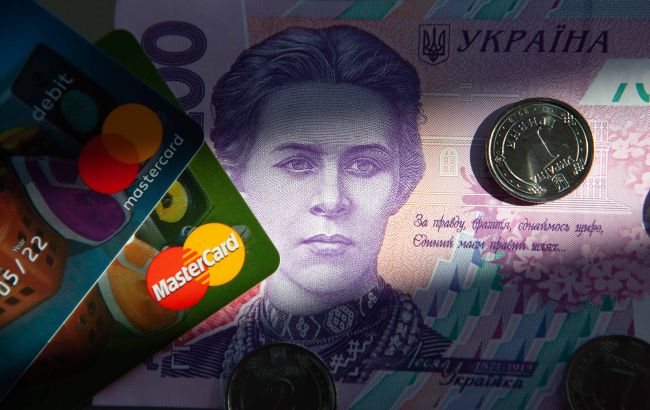 Українцям обіцяють зарплати на рівні 15 тисяч: Шмигаль зробив заяву