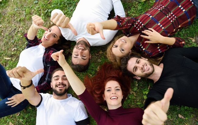 В Україні хочуть скоротити вік, до якого людина вважається молодою