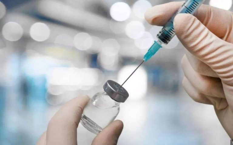 Україна готова виробляти вакцину від COVID-19 – Зеленський