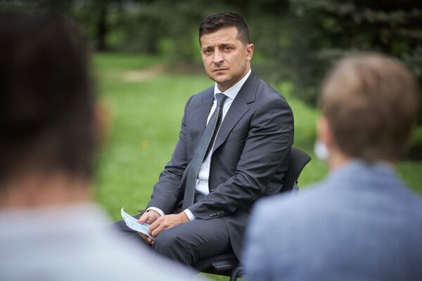 Зеленський пообіцяв підвищення зарплат вчителям до кінця каденції