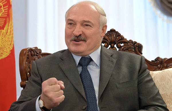 “Моїх прихильників будуть різати”: Лукашенко заявив, що так просто не віддасть владу в Білорусі