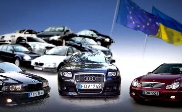 В Україні можуть повністю скасувати акциз на ввезення авто: як хочуть вирішити проблему “євроблях”