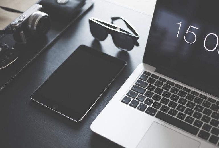 У верховну раду внесли законопроект про доступ поліції  до телефонів і компютерів українців