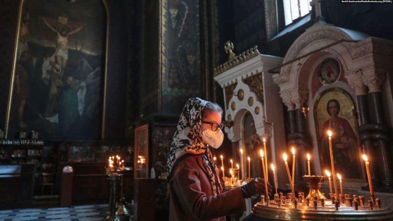 “Карантин вихідного дня”: чи зможуть українці відвідувати церкви