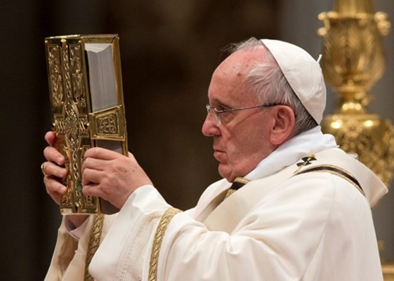 Ватикан відхрестився від підтримки одностатевих шлюбів церквою