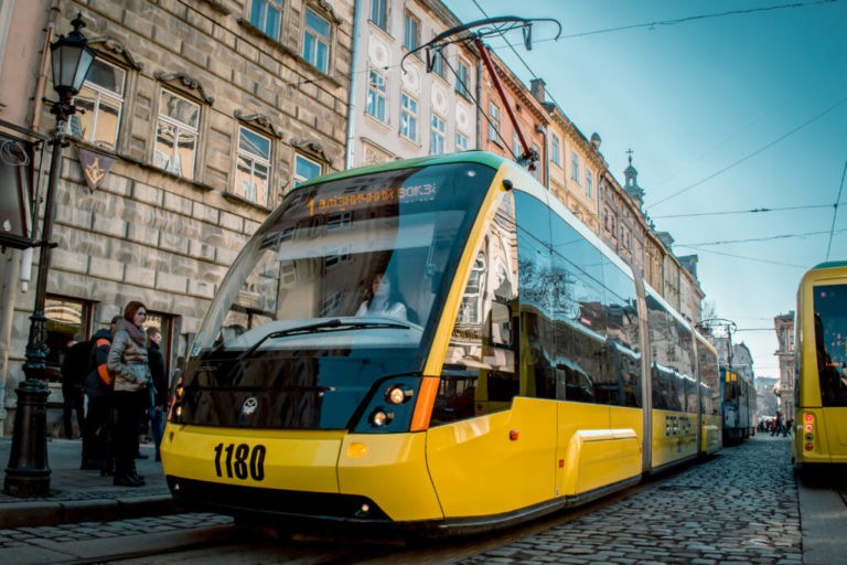 В Україні планують замінити весь громадський транспорт електричним