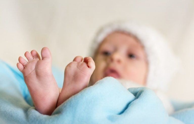 В Україні можна зареєструвати новонародженого онлайн