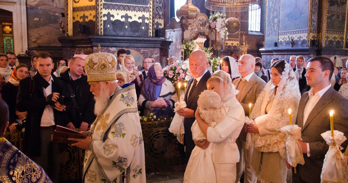 Тимошенко вразила парафіян Володимирського собору оздобою з живих квітів - Політика - TCH.ua