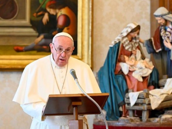 Папа Римський розширив права жінок у церкві