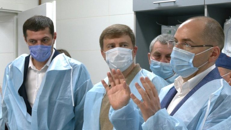 В Україні очікується спалах коронавірусу: очільник МОЗ назвав терміни