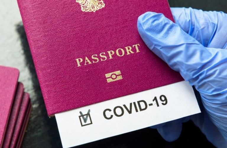 У МОЗ розповіли, чи будуть COVID-паспорти в Україні