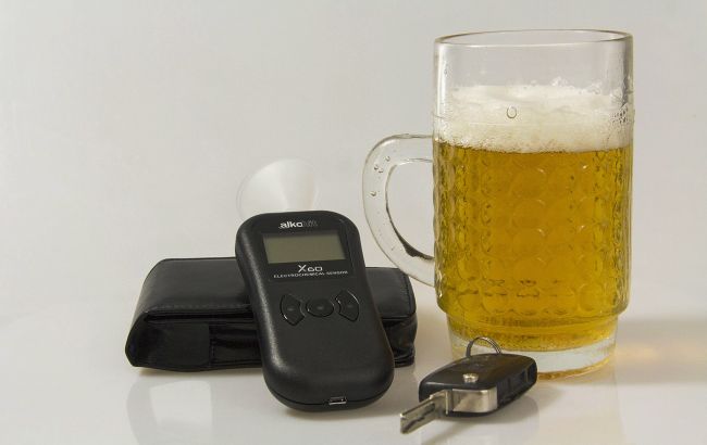 Українцям розповіли, скільки проміле алкоголю дозволено для водіння авто