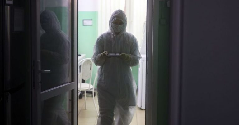 Відома українська телеведуча підхопила коронавірус. Фото