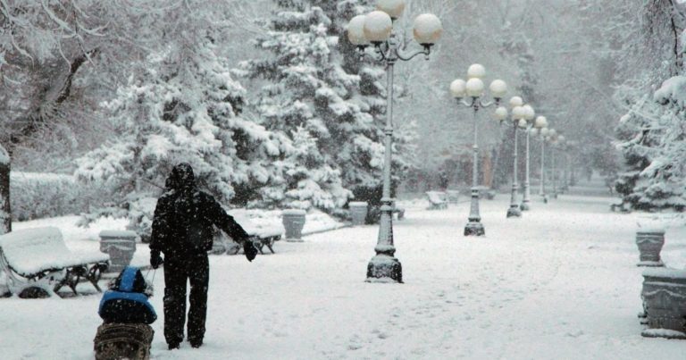 В Україну йдуть снігопади: з’явився оновлений прогноз погоди