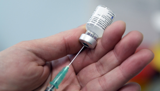 COVAX виділяє Україні майже 948 тисяч додаткових доз вакцини Pfizer