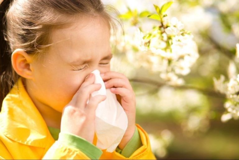 Коли вже не просто нежить: Комаровський назвав характерні симптоми алергії