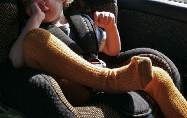 Почали діяти нові правила щодо перевезення дітей в авто: що змінилося