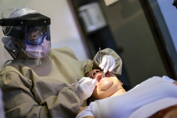 Лікувати зуби – дороге задоволення: як повернути гроші за послуги стоматолога