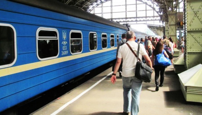 В “Укрзалізниці” розповіли, що загрожує пасажирам без масок