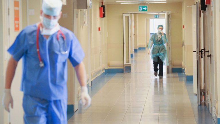 Медичне сортування: чи дійсно українські лікарі вибирають, кого рятувати