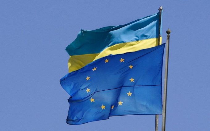 Україна планує домовитися з ЄС про п’ять «безвізів»