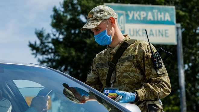 В Україні затвердили нові карантинні обмеження через штам коронавірусу Дельта