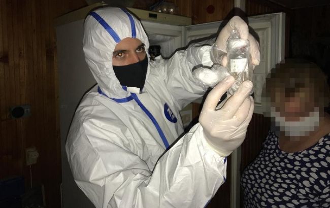 У Києві екс-працівниця інституту біотехнологій вкрала небезпечні штами вірусу, щоб продати