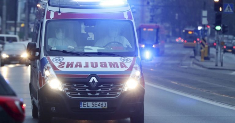 У Польщі на українського заробітчанина впала 10-тонна труба: чоловік загинув