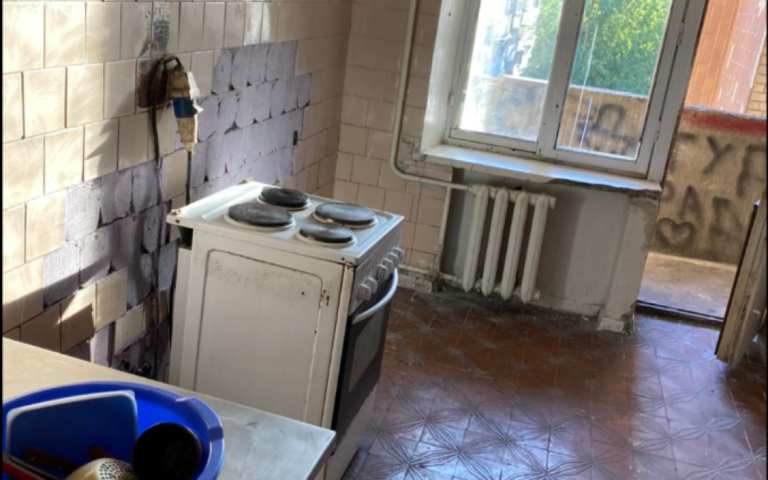 Таргани, старі меблі й душ у підвалі: коли в Україні з’являться нові гуртожитки для студентів