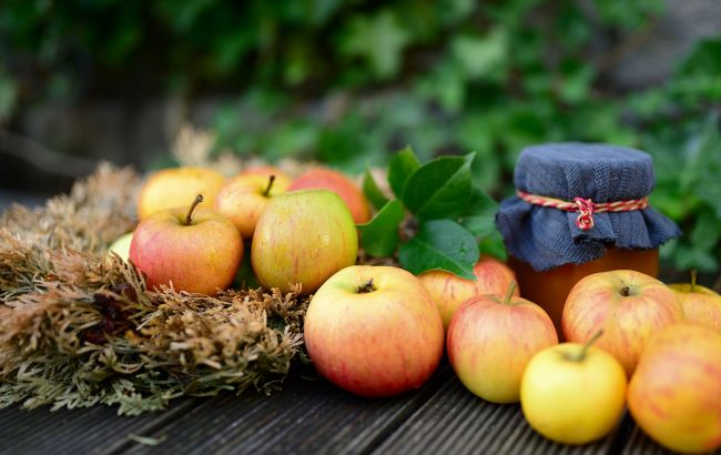 Яблучний Спас: що потрібно обов’язково освятити для щастя і достатку на цілий рік