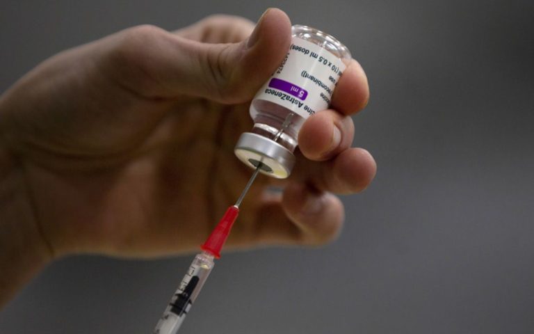 Вакцина не зупинить пандемію: лікар-епідеміолог назвала необхідну умову