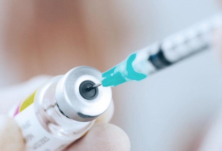 МОЗ затвердило протипоказання до вакцинації – у списку 16 причин