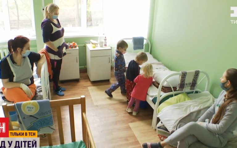 В Україні штам коронавірусу “Дельта” дедалі частіше вражає дітей: перебіг і симптоми