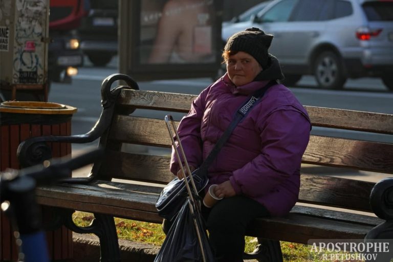 Не смішіть людей: українців розгнівала заява влади про зростання пенсій